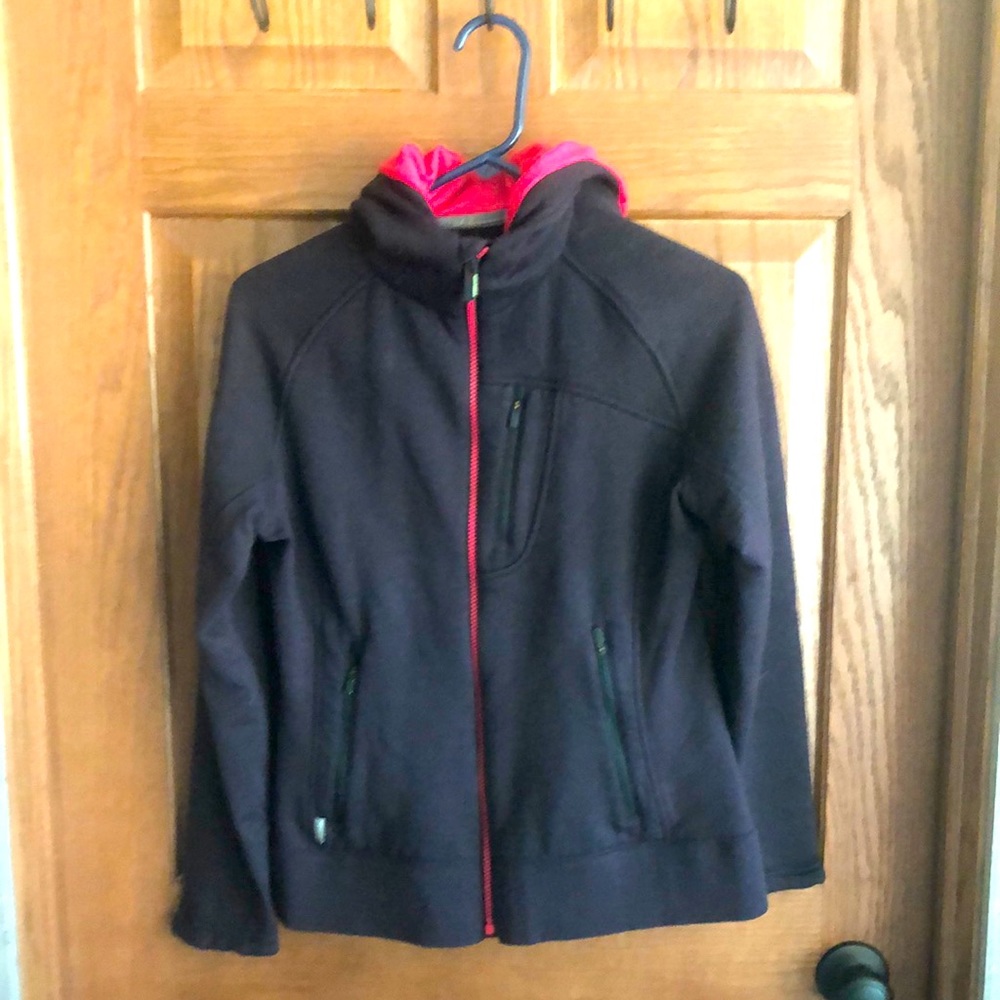 Icebreaker women’s zipped jacket with hoodie